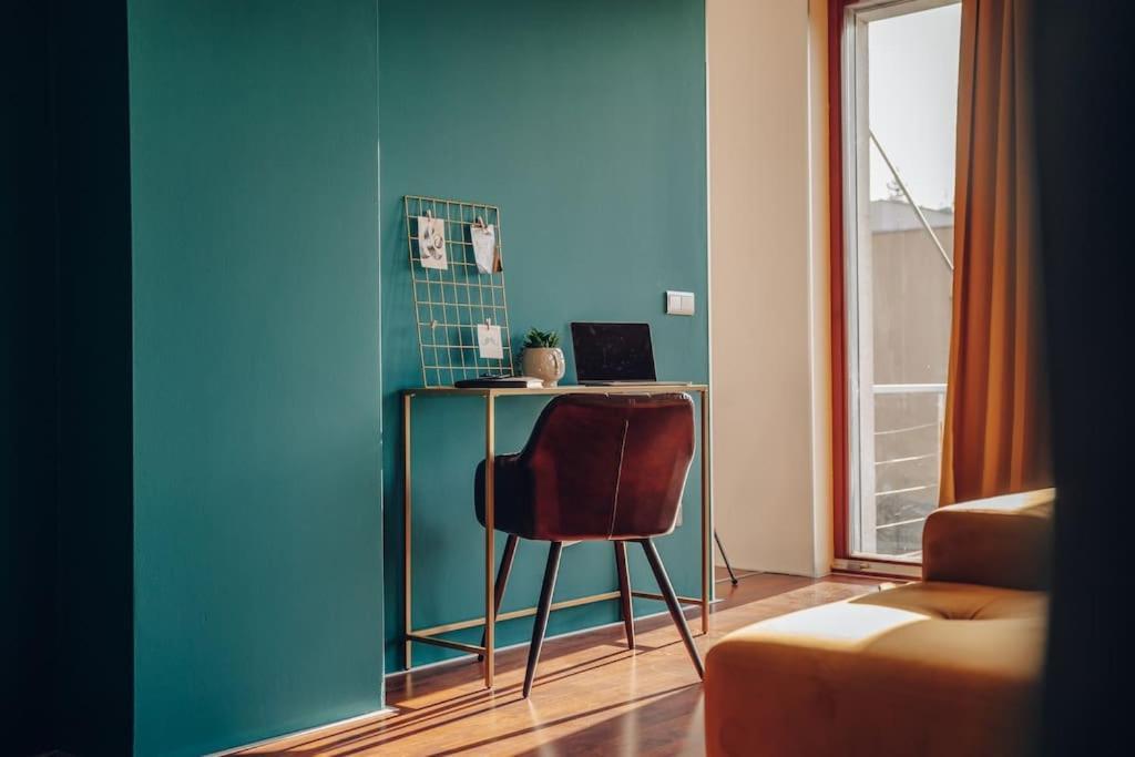 Design 3Bd Apartment Cooking Area In Architect Villa Praga Esterno foto